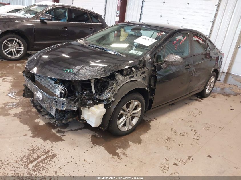 2019 Chevrolet Cruze Ls VIN: 1G1BC5SM5K7132526 Lot: 43917972