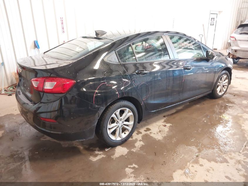 2019 Chevrolet Cruze Ls VIN: 1G1BC5SM5K7132526 Lot: 43917972