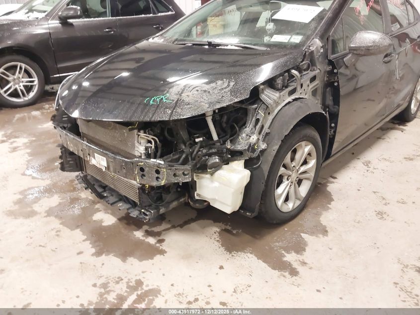 2019 Chevrolet Cruze Ls VIN: 1G1BC5SM5K7132526 Lot: 43917972