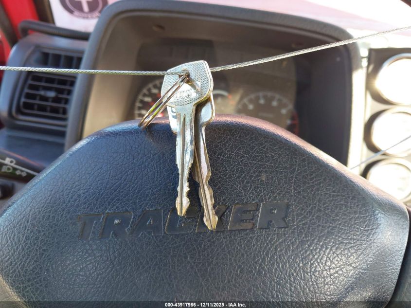 1992 Geo Tracker VIN: 2CNBJ18UXN6929528 Lot: 43917986