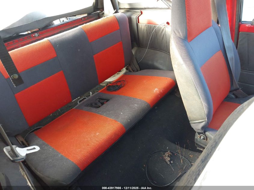 1992 Geo Tracker VIN: 2CNBJ18UXN6929528 Lot: 43917986