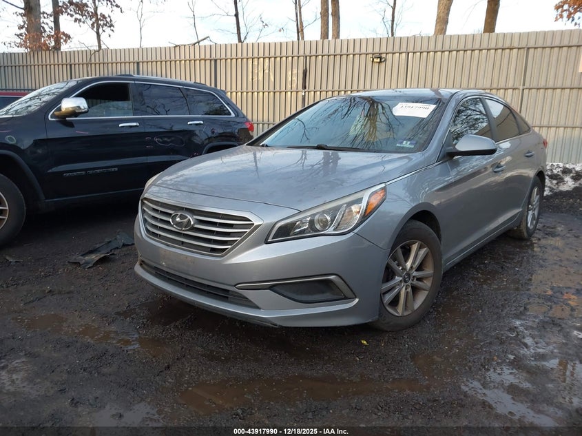 Hyundai SONATA — thumbnail 2