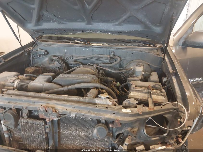 2004 Toyota Tundra Limited V8 VIN: 5TBDT48134S460455 Lot: 43918001