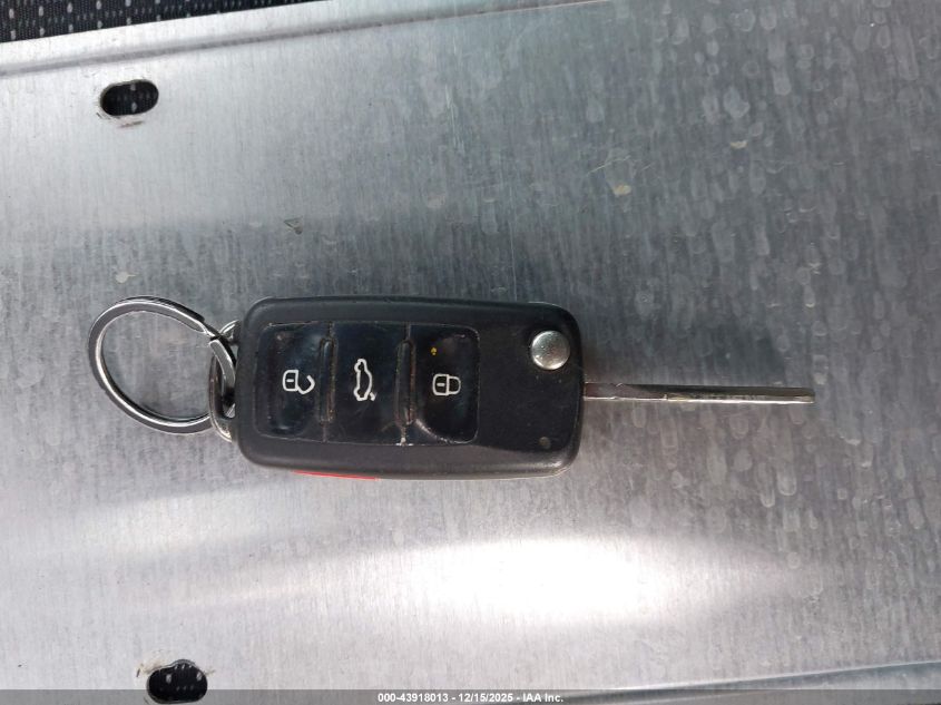 2016 Volkswagen Passat 1.8T R-Line VIN: 1VWAS7A37GC056751 Lot: 43918013