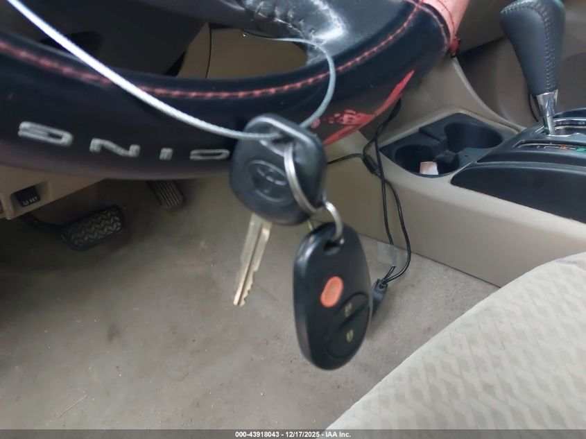 2010 Toyota Tacoma Prerunner V6 VIN: 3TMKU4HN7AM025917 Lot: 43918043