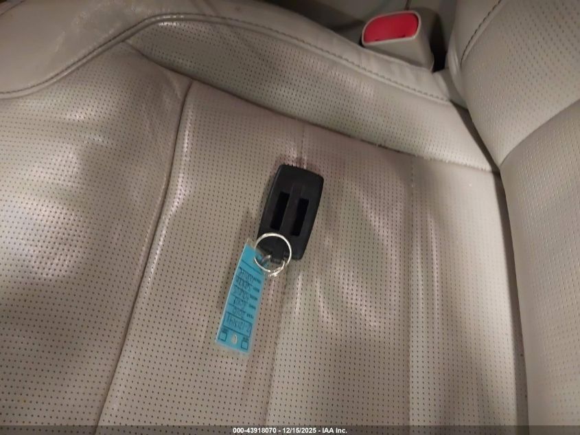 2010 Ford Taurus Limited VIN: 1FAHP2JW1AG168385 Lot: 43918070