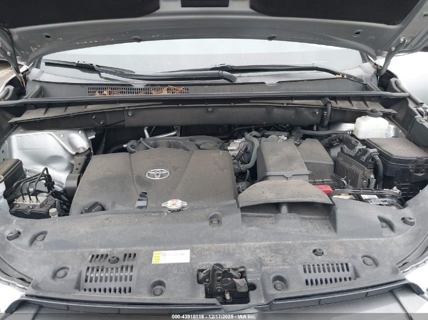 2019 Toyota Highlander Le VIN: 5TDBZRFH2KS721811 Lot: 43918116