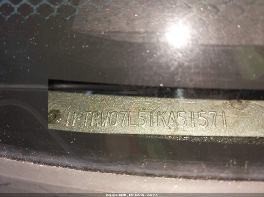 2001 Ford F-150 Harley-Davidson Edition/King Ranch Edition/Lariat/Xlt VIN: 1FTRW07L51KA51571 Lot: 43918169