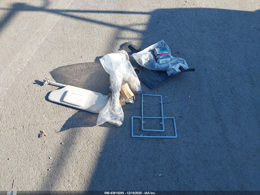 2005 Chrysler 300 Touring VIN: 2C3JA53G25H157379 Lot: 43918205