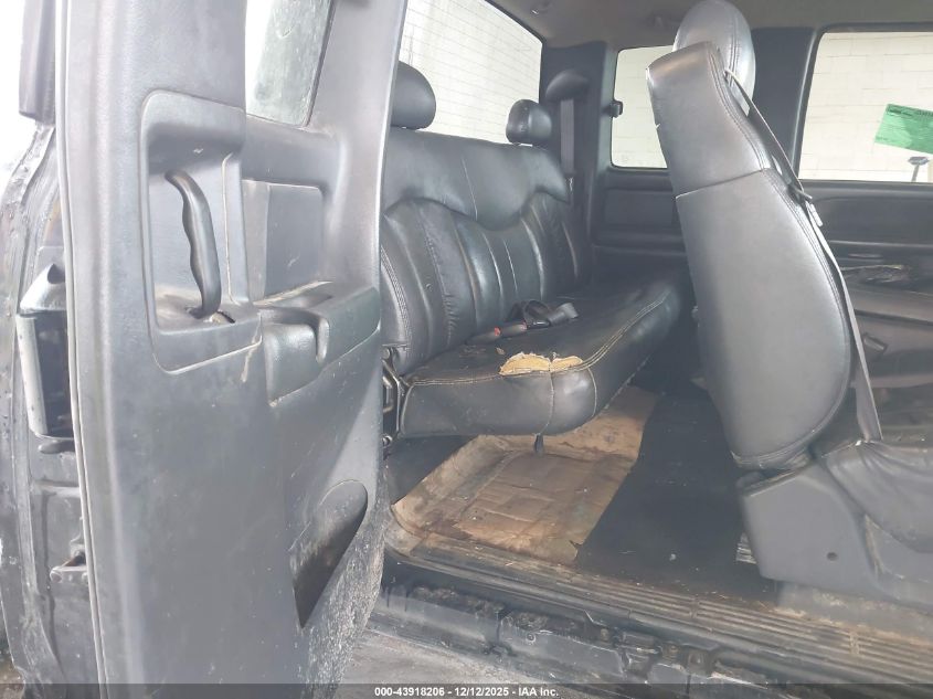 2000 Chevrolet Silverado 1500 Ls/Lt VIN: 1GCEK19T3YZ209601 Lot: 43918206