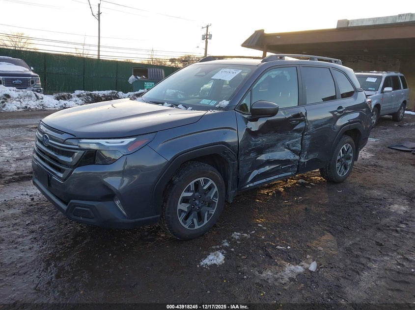 2025 Subaru Forester Premium