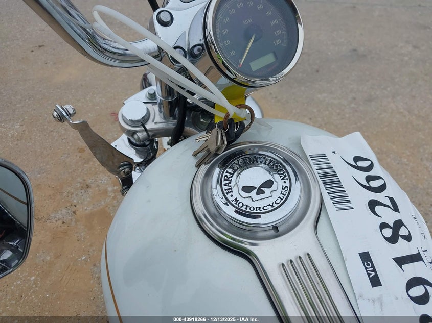 2007 Harley-Davidson Xl1200 C VIN: 1HD1CT3167K432154 Lot: 43918266