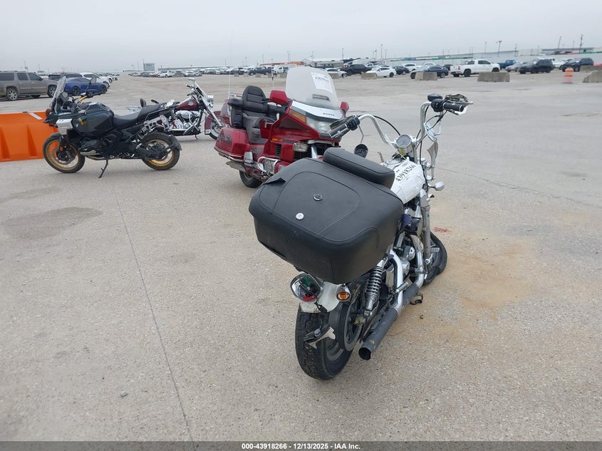 2007 Harley-Davidson Xl1200 C VIN: 1HD1CT3167K432154 Lot: 43918266