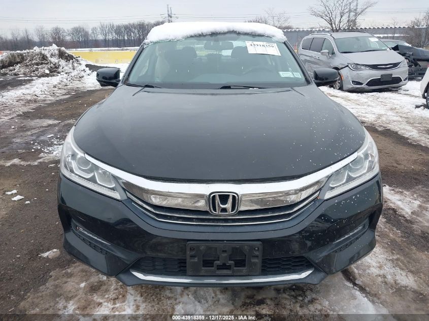 2017 Honda Accord Ex-L VIN: 1HGCR2F88HA045657 Lot: 43918359