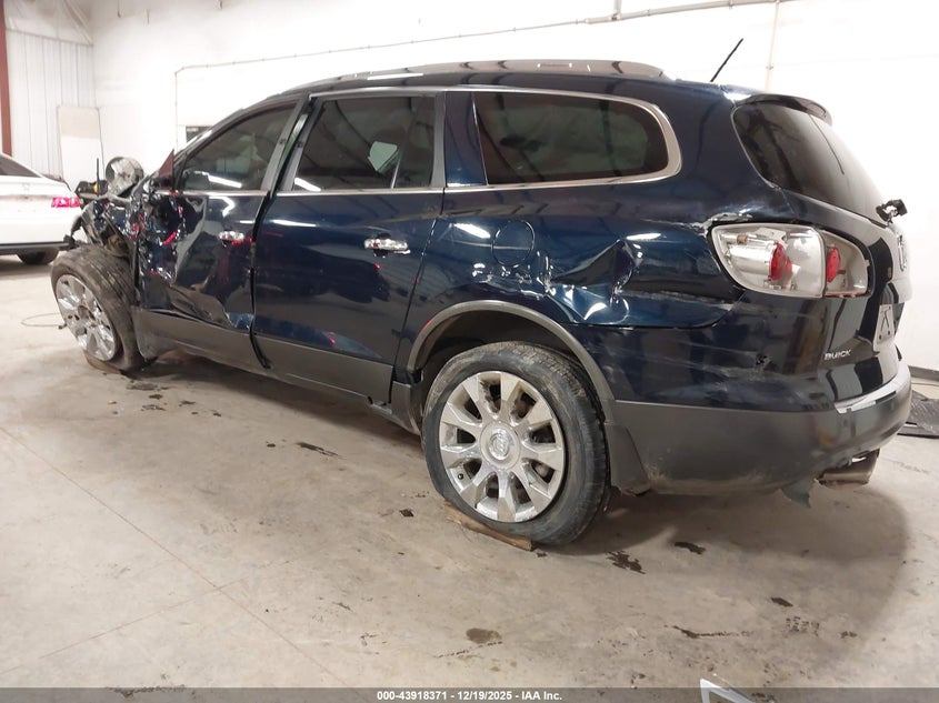 Buick ENCLAVE — thumbnail 3