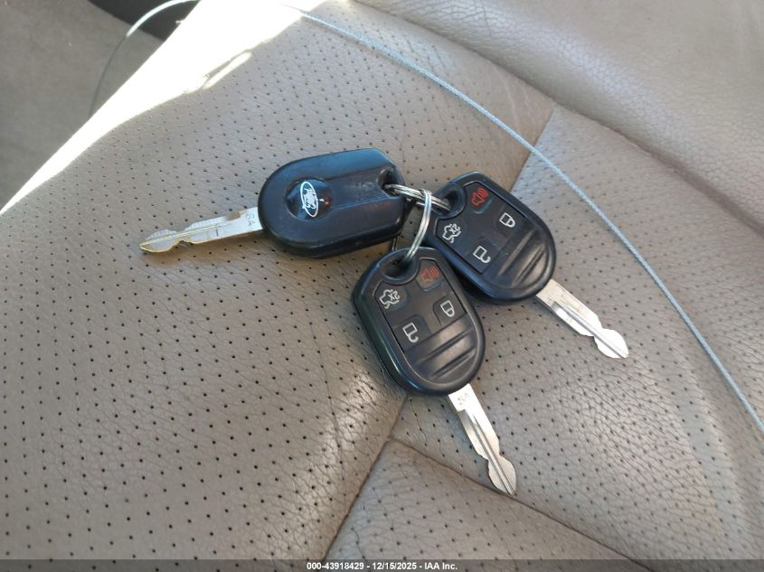 2014 Ford Expedition Xlt VIN: 1FMJU1J52EEF00207 Lot: 43918429