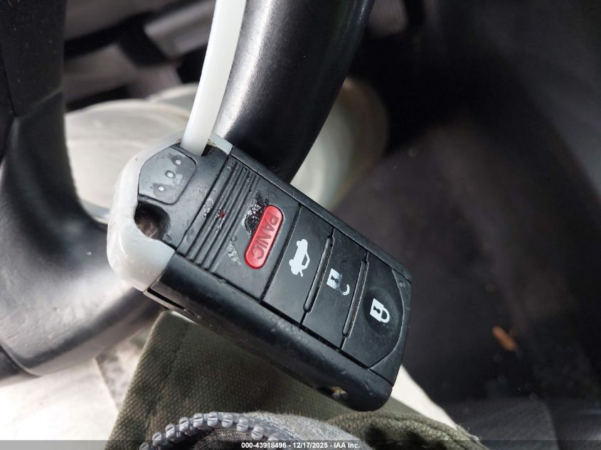 2013 Acura Ilx 2.0L VIN: 19VDE1F74DE008069 Lot: 43918496