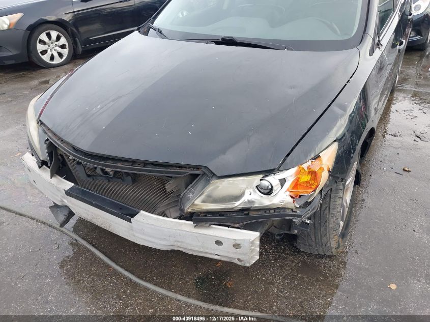 2013 Acura Ilx 2.0L VIN: 19VDE1F74DE008069 Lot: 43918496