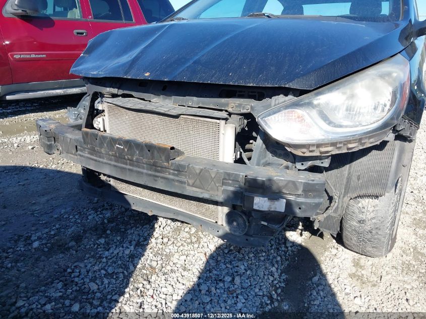 2013 Hyundai Accent Gls VIN: KMHCT4AE4DU494590 Lot: 43918507