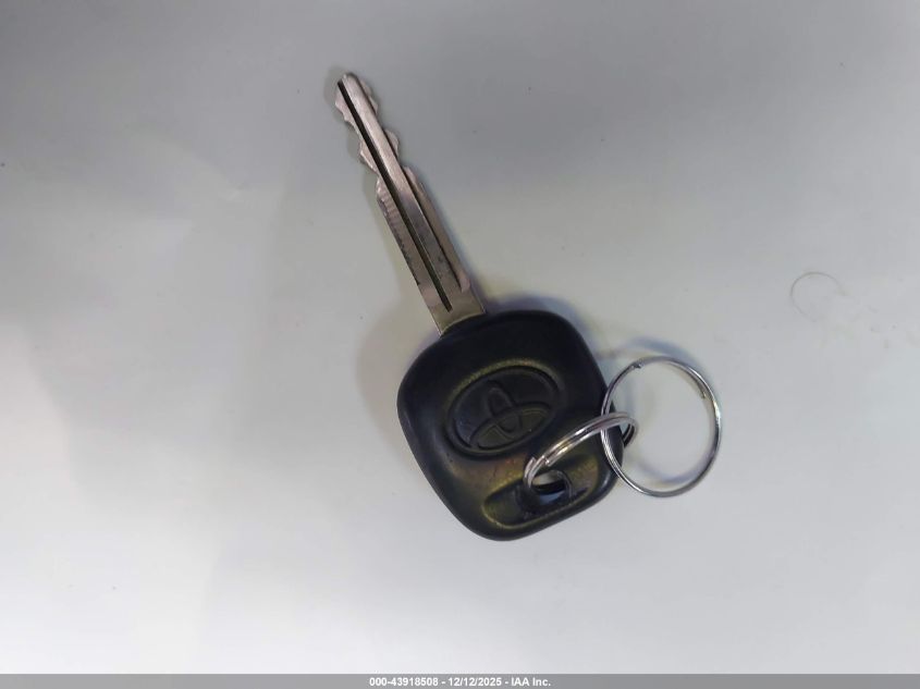 2004 Toyota Highlander V6 VIN: JTEEP21A840012516 Lot: 43918508