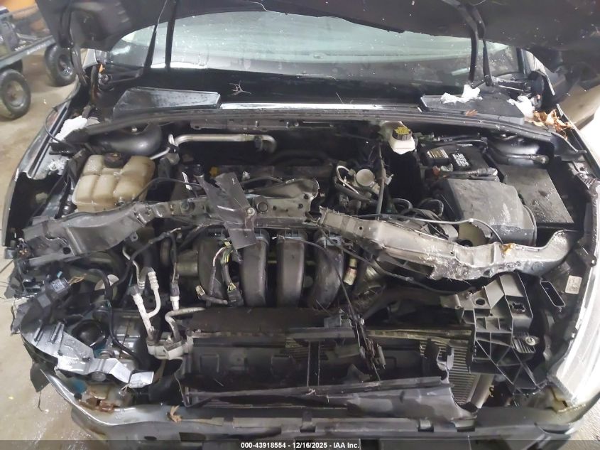 2018 Ford Focus Se VIN: 1FADP3F27JL257881 Lot: 43918554