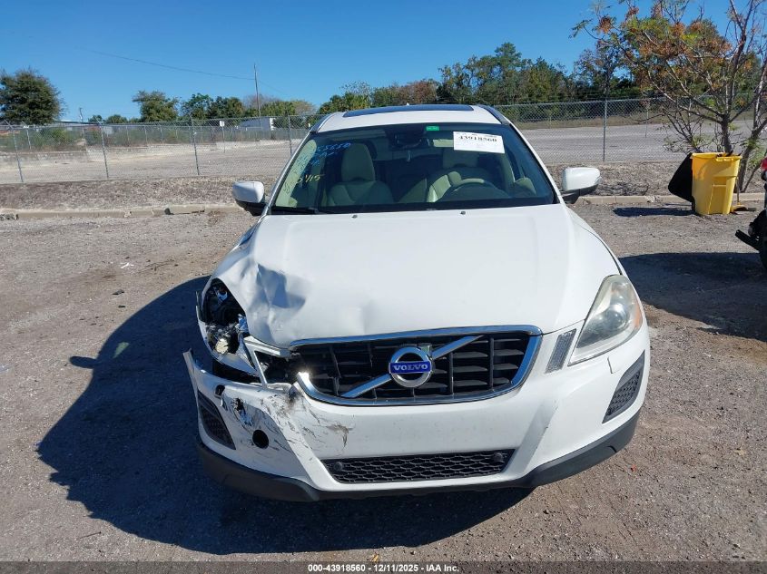 2013 Volvo Xc60 3.2 Platinum VIN: YV4952DL1D2418681 Lot: 43918560