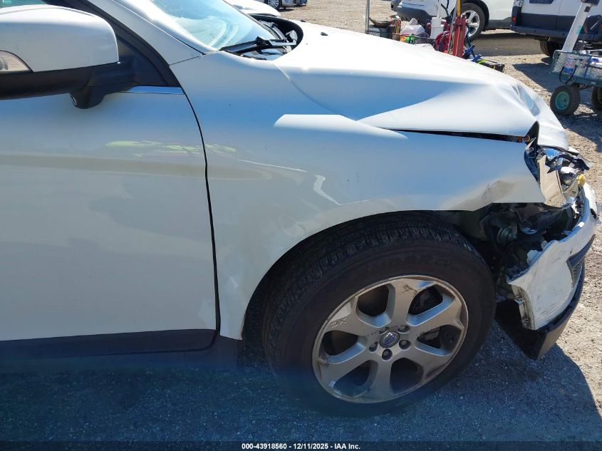 2013 Volvo Xc60 3.2 Platinum VIN: YV4952DL1D2418681 Lot: 43918560