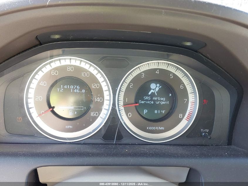 2013 Volvo Xc60 3.2 Platinum VIN: YV4952DL1D2418681 Lot: 43918560