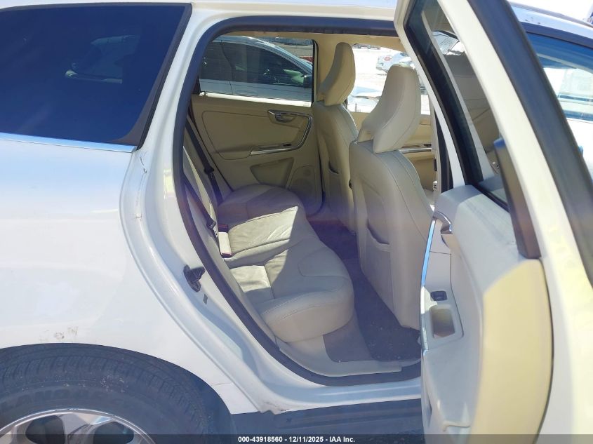 2013 Volvo Xc60 3.2 Platinum VIN: YV4952DL1D2418681 Lot: 43918560