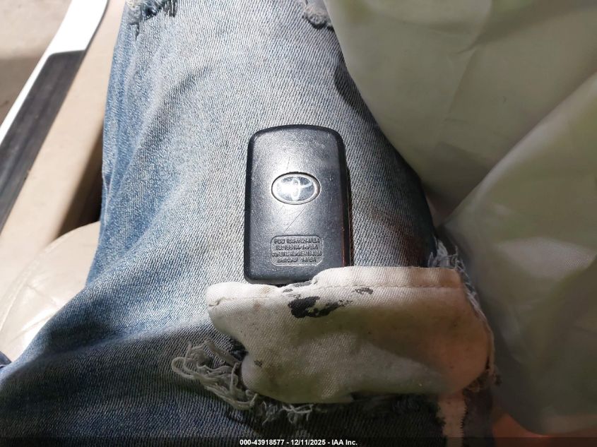 2013 Toyota Camry Xle VIN: 4T4BF1FK6DR326617 Lot: 43918577