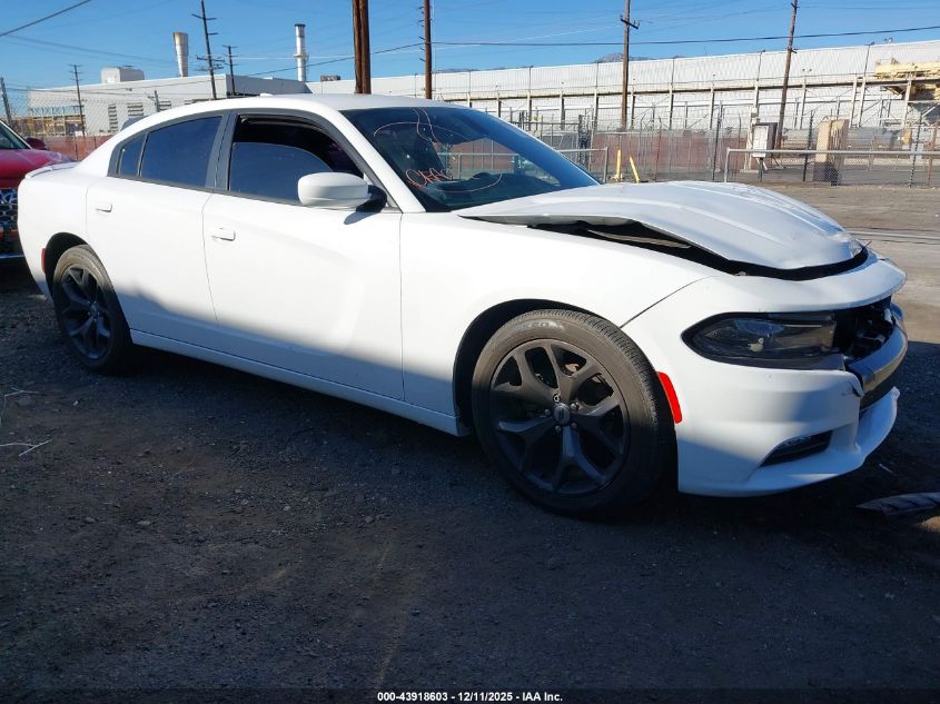 DODGE CHARGER SXT RWD