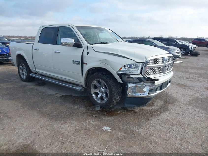 2017 Ram 1500 Laramie 4X4 5'7 Box