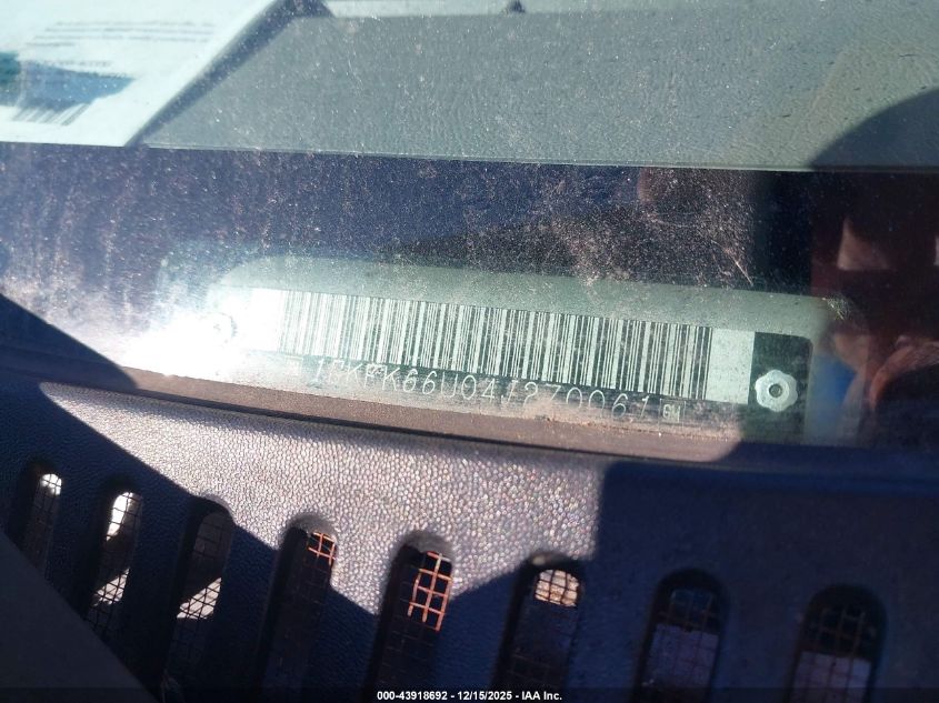 2004 GMC Yukon Xl 1500 Denali VIN: 1GKFK66U04J270061 Lot: 43918692