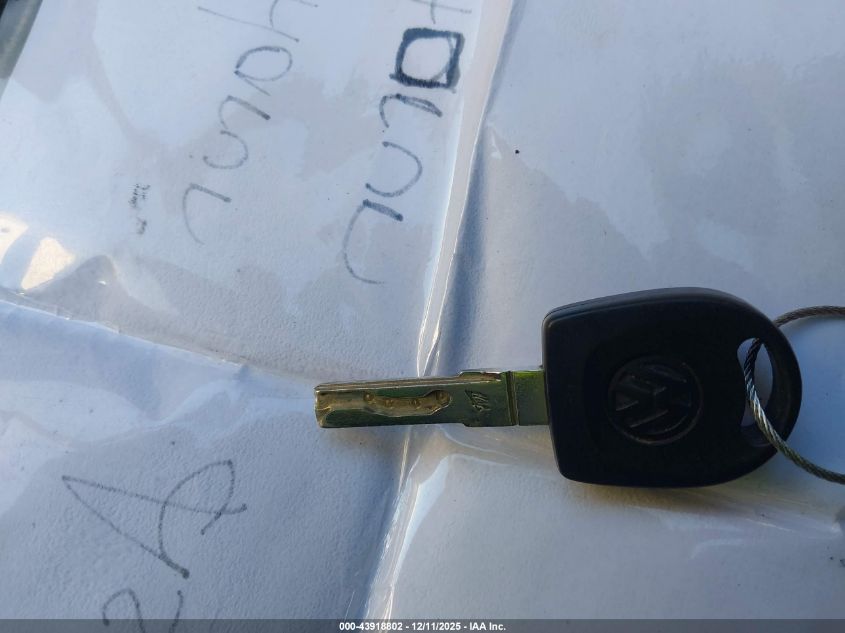 2000 Volkswagen Jetta Gls 1.8L Turbo VIN: 3VWSD29M2YM154794 Lot: 43918802