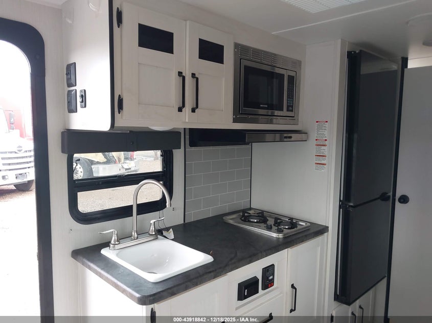 2024 Forest River Other VIN: 5ZT2PUEC3R4020374 Lot: 43918842