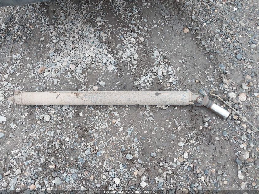 2015 Chevrolet Express 2500 Work Van VIN: 1GCWGFCG0F1196767 Lot: 43918955