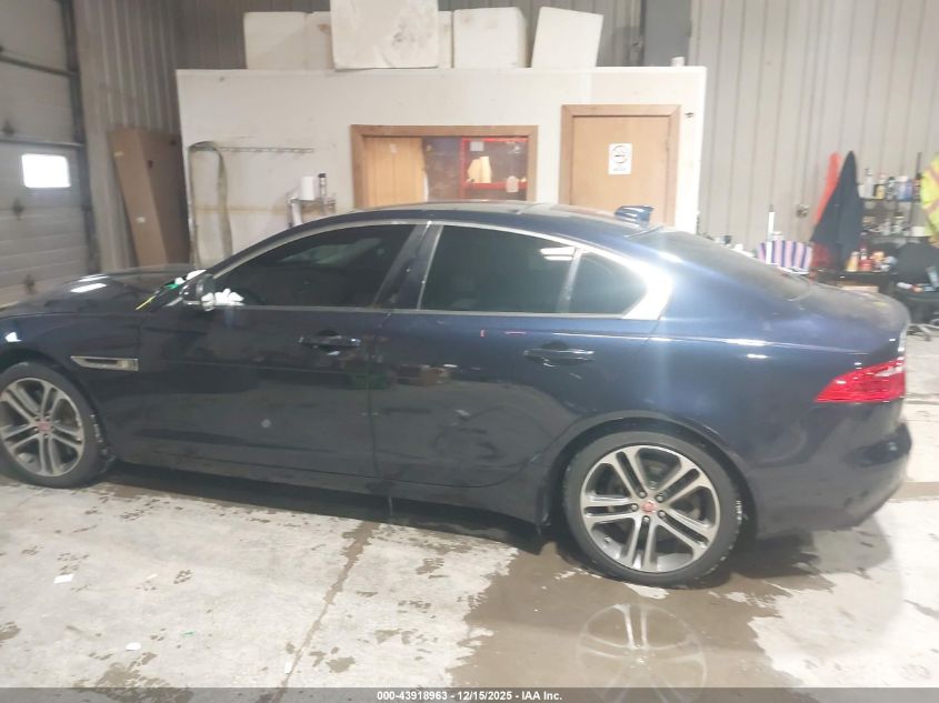 2017 Jaguar Xe 35T Premium VIN: SAJAJ4BVXHA970883 Lot: 43918963