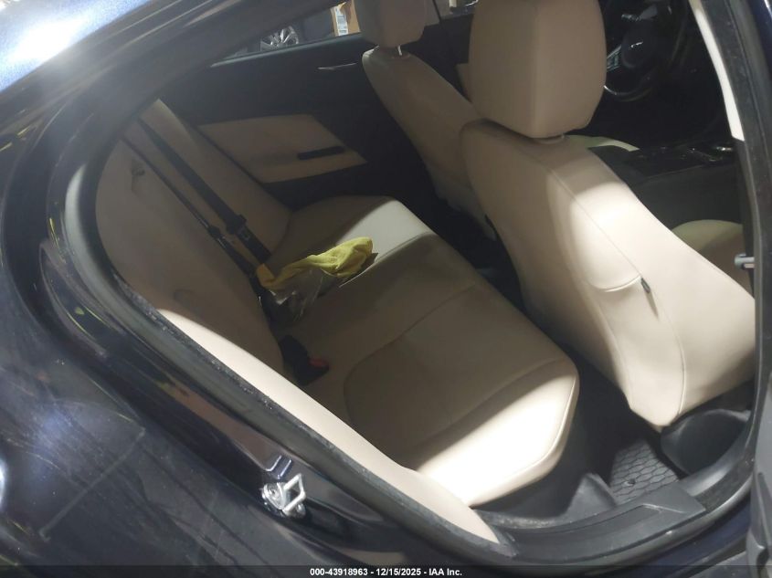 2017 Jaguar Xe 35T Premium VIN: SAJAJ4BVXHA970883 Lot: 43918963