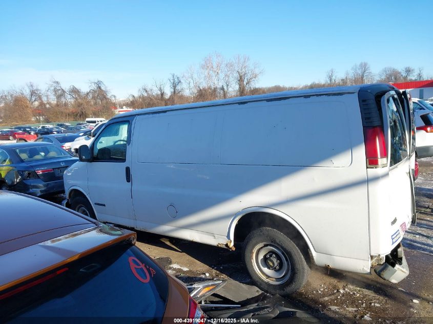 2002 Chevrolet Express VIN: 1GCFG25M121116155 Lot: 43919047