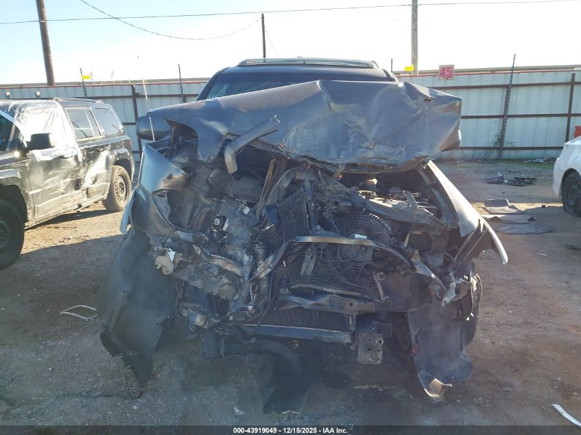 2003 Toyota Sequoia Sr5 V8 VIN: 5TDZT34A03S196638 Lot: 43919049