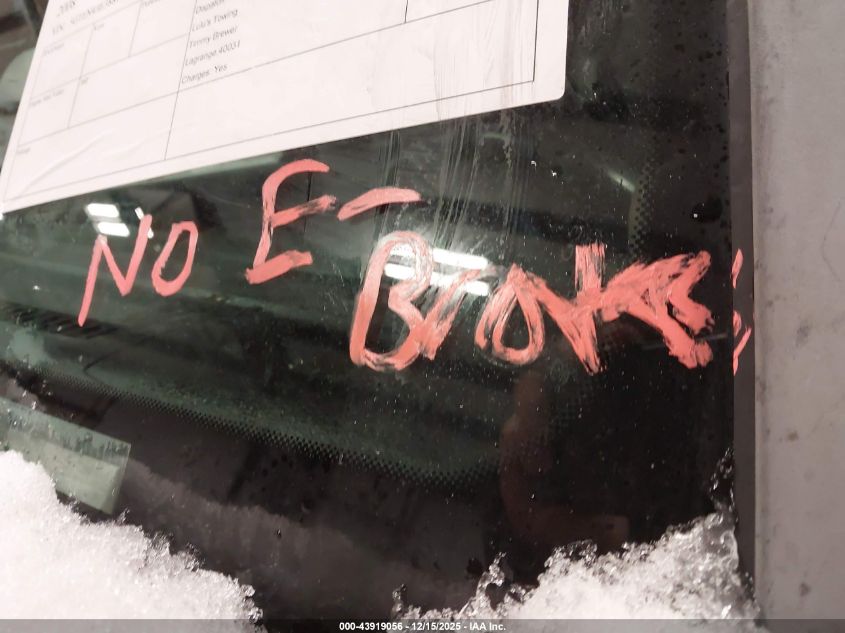 2008 Hummer H3 Suv VIN: 5GTEN43E388188900 Lot: 43919056