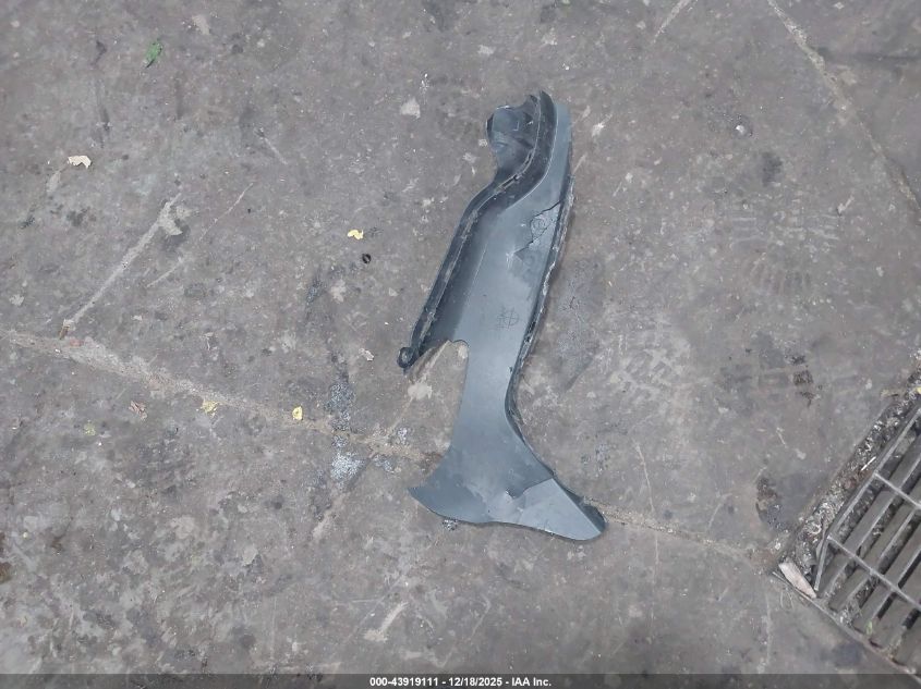 2016 Toyota Corolla Le VIN: 5YFBURHE5GP472406 Lot: 43919111