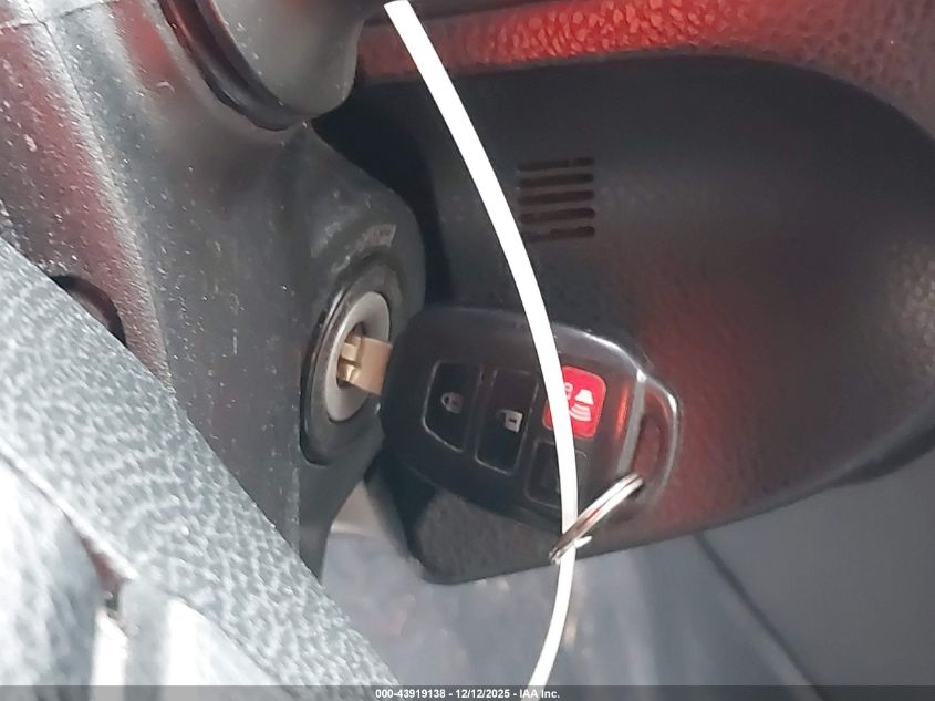 2014 Toyota Corolla Le VIN: 2T1BURHE9EC115047 Lot: 43919138