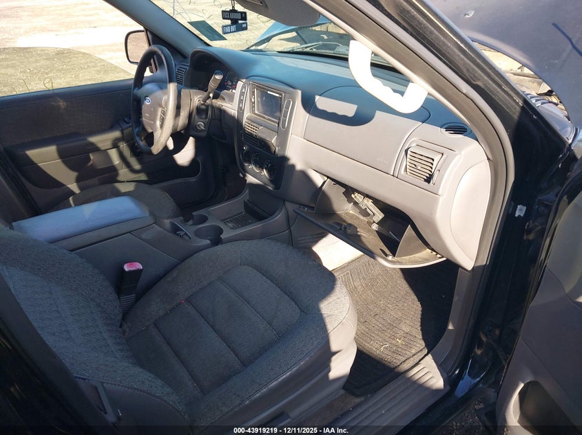 2003 FORD EXPLORER auction photo 5