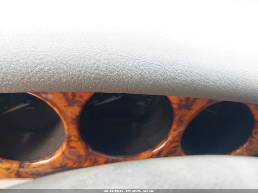 1999 Jaguar Xj8 VIN: SAJHX1046XC858848 Lot: 43919242