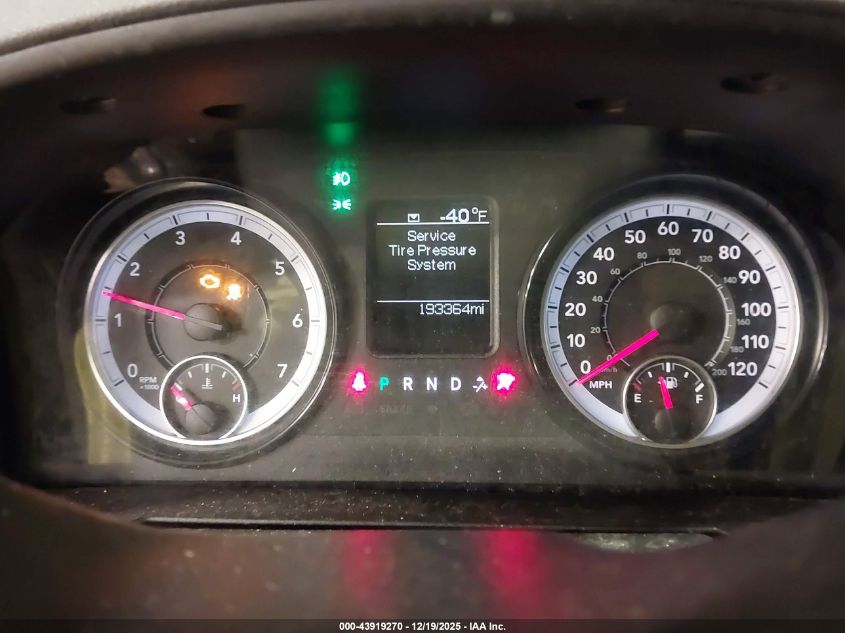 2018 Ram 1500 Express 4X4 6'4 Box VIN: 1C6RR7FG2JS158976 Lot: 43919270