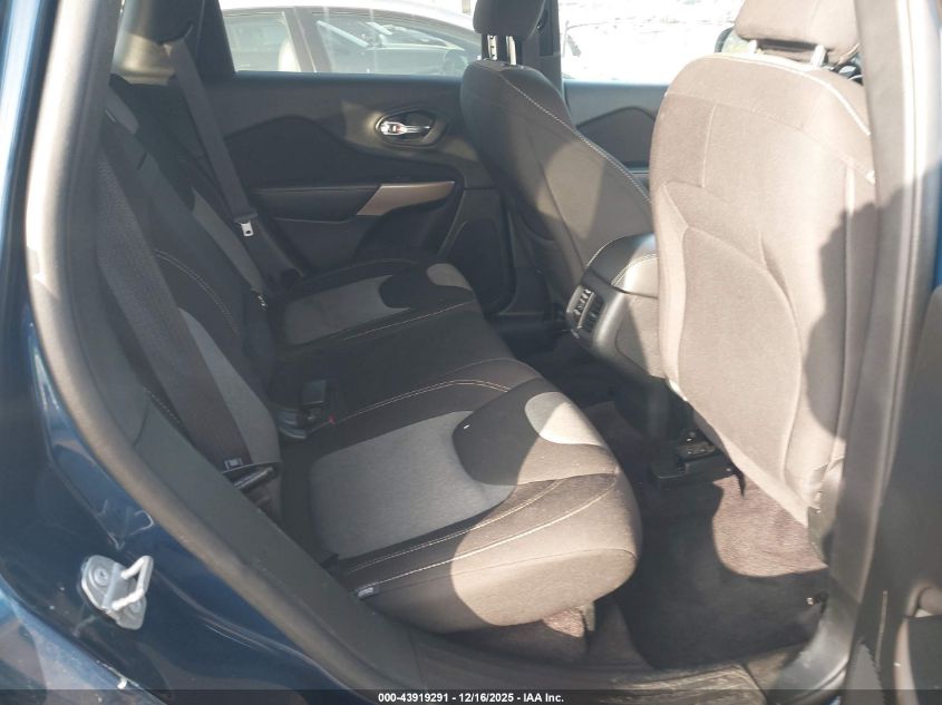 2018 Jeep Cherokee Latitude Fwd VIN: 1C4PJLCBXJD595119 Lot: 43919291