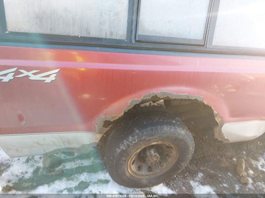 2002 Ford F-250 Lariat/Xl/Xlt VIN: 1FTNX21F42EC30310 Lot: 43919339