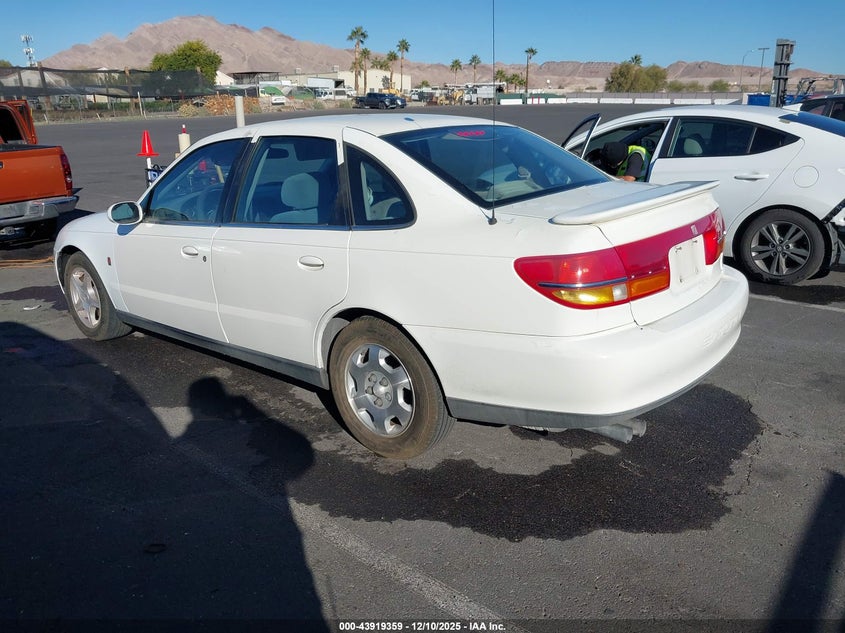 1G8JW54R31Y536527 2001 SATURN LW photo no. 3