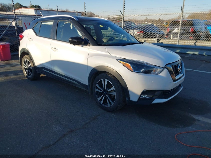 2018 Nissan Kicks Sr